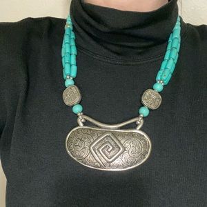 Metal turquoise necklace renaissance